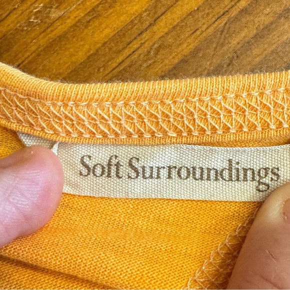 Soft Surroundings Tunic Top Anisa Orange Keyhole Back Exposed Seam Size L - Picture 12 of 15